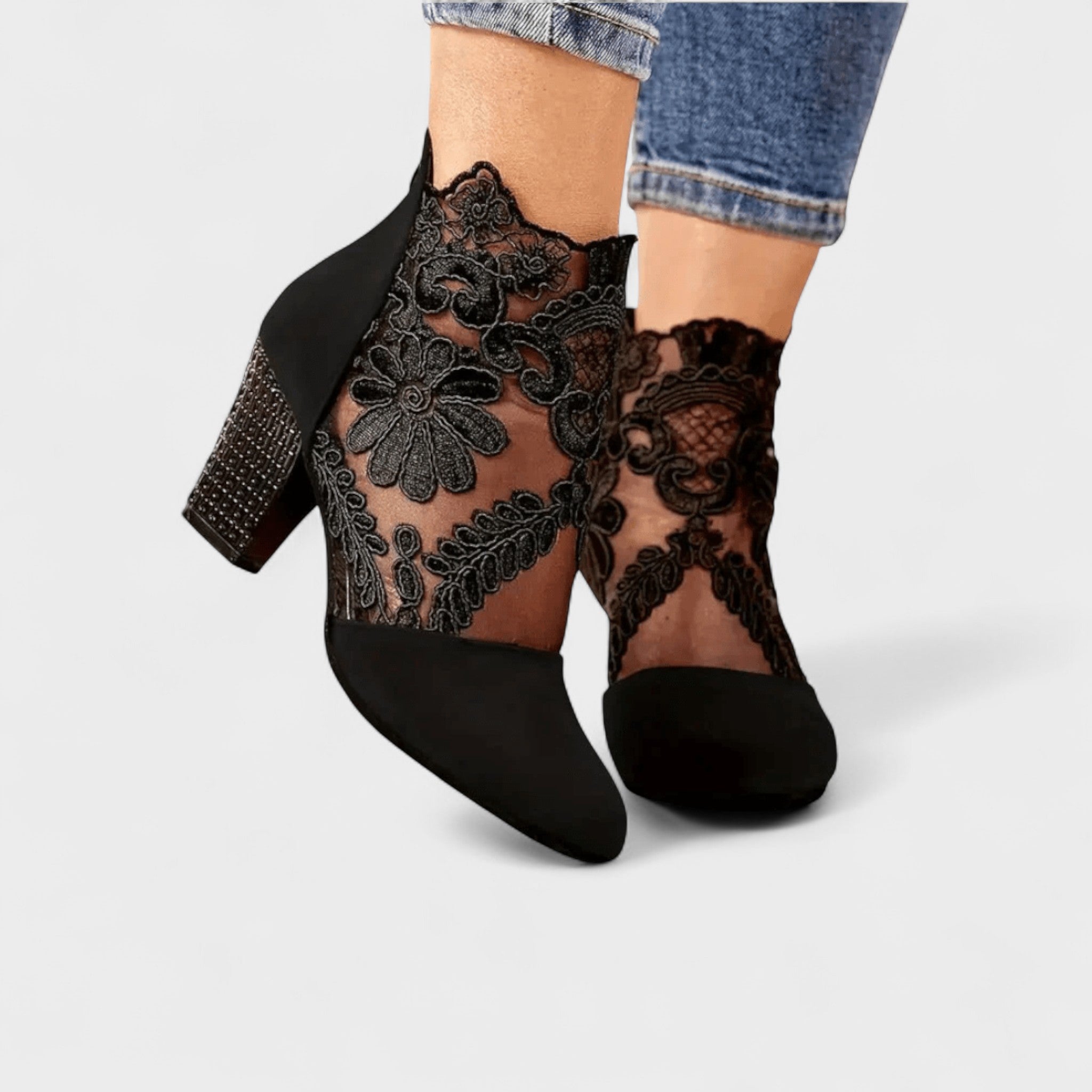 Alaine | Blomsterhæle